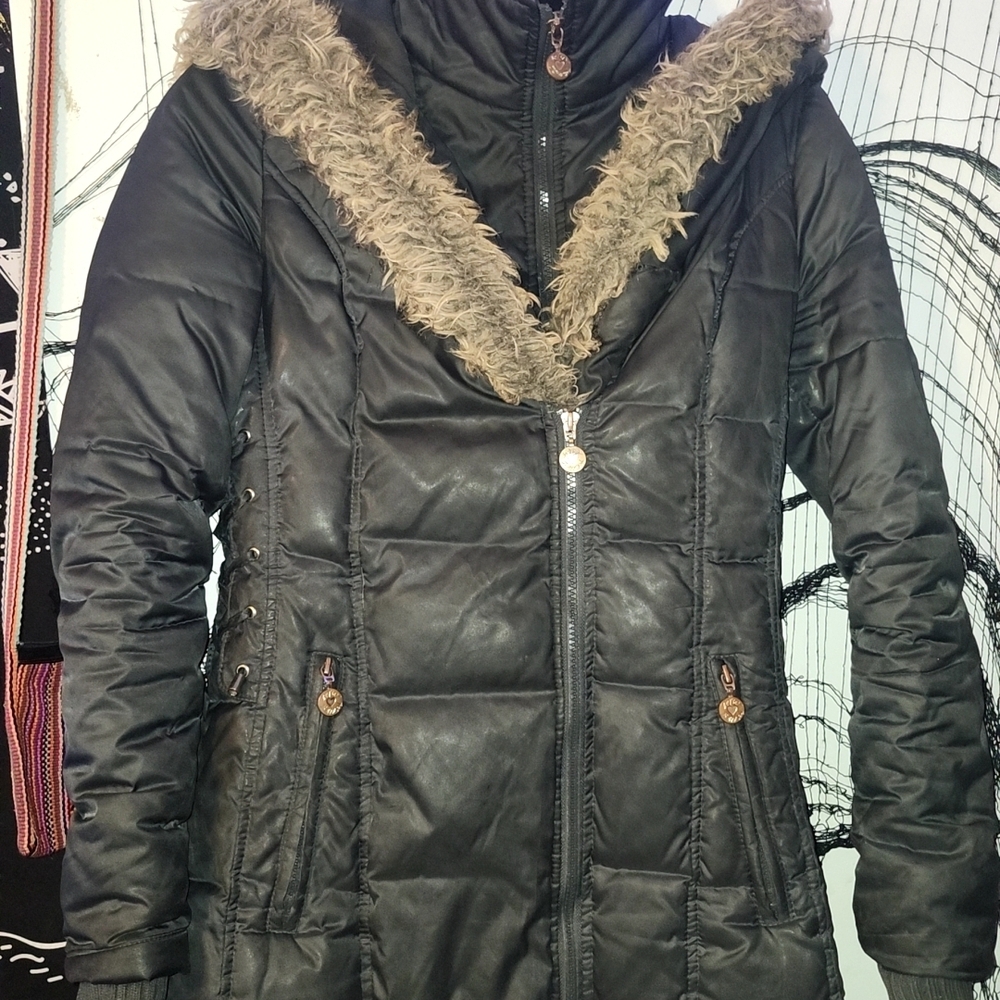 ✨️Women's Gray Faux Fur Trim Betsey Johnson Winter Jacket✨️